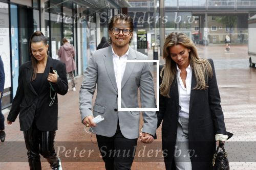 Amstelveen 27 mei 2021
Opening Yoyo tea bar van Rachel Hazes in winkelcentrum Amstelveen.
Andre Hazes zijn vriendinSarah v Soelen en haar ouders zijn ook aanwezig.
