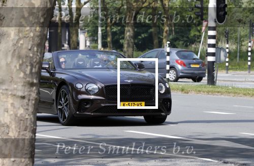 Amsterdam 4 juni 2021
Annemarie v gaal en haar man in hun nieuwe Bentley Cabrio  in Amsterdam zuid