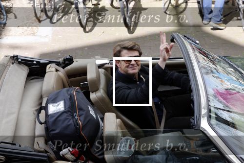 Amsterdam 29 mei 2021
Beau v Erven Dorens in zij Jaguar cabriolet in het centrum van Amsterdam.