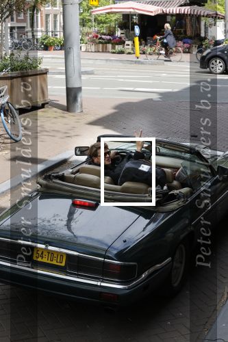 Amsterdam 29 mei 2021
Beau v Erven Dorens in zij Jaguar cabriolet in het centrum van Amsterdam.