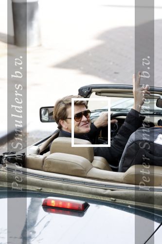 Amsterdam 29 mei 2021
Beau v Erven Dorens in zij Jaguar cabriolet in het centrum van Amsterdam.