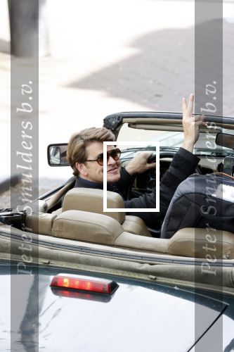 Amsterdam 29 mei 2021
Beau v Erven Dorens in zij Jaguar cabriolet in het centrum van Amsterdam.