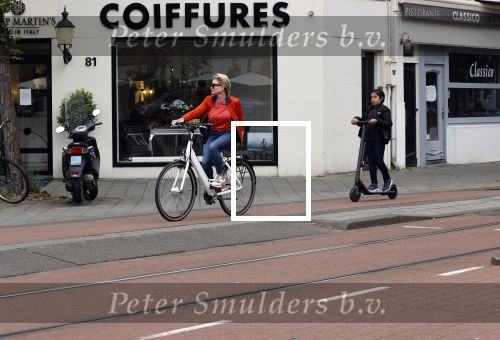 Amsterdam 5 juni 2021
Connei Witteman met haar kleinzoon op fiets en electrische step