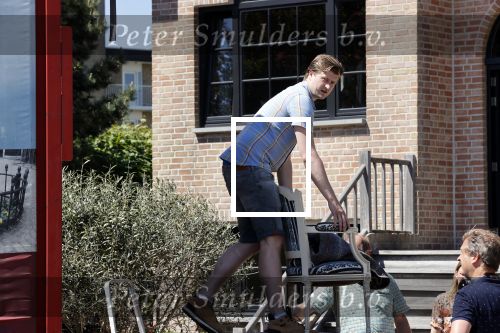 Noordwijk 31 mei en 1 juni 2021
Het nieuwe huis van Martien en Erica Meiland. Ze verhuizen vanuit Hengelo naar Noordwijk.
Aanwezig Martien Meiland Erica Meiland Maxime Meiland met dochter Claire en partner Leroy Molkenboer Montana Meiland met vrien Dirk Hoogstraten. Ook broer Jaap meiland en zijn vrouw Evelien helpen mee.