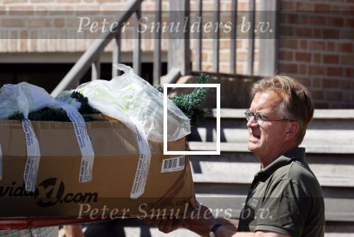 Noordwijk 31 mei en 1 juni 2021
Het nieuwe huis van Martien en Erica Meiland. Ze verhuizen vanuit Hengelo naar Noordwijk.
Aanwezig Martien Meiland Erica Meiland Maxime Meiland met dochter Claire en partner Leroy Molkenboer Montana Meiland met vrien Dirk Hoogstraten. Ook broer Jaap meiland en zijn vrouw Evelien helpen mee.