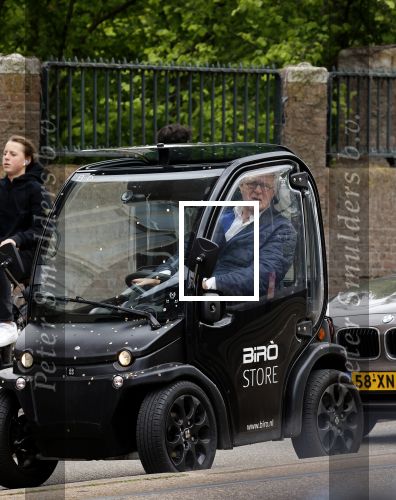 Amsterdam 26 mei 2021
Jeroen Krabbe in zijn Biro karretje