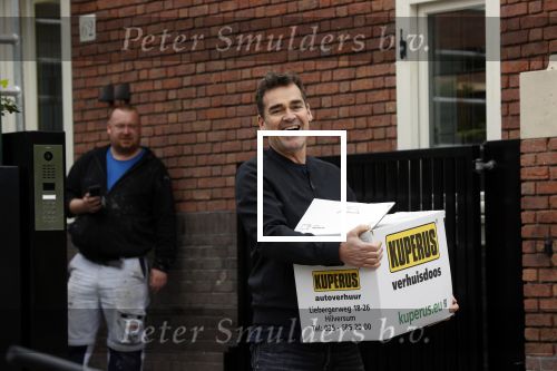 Amsterdam 21 mei 2021
Jeroen v d Boom verhuisd naar zijn nieuwe huis in Amsterdam zuid