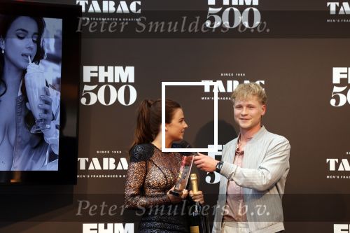 Amsterdam 2 juni 2021
FHM 500 uitreiking bij IJVER in Amsterdam noord. Kalvijn met zijn vriendin Nina Warink