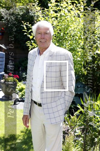 Almere 7 juni 2021
Klaas Wilting thuis in zijn tuin.