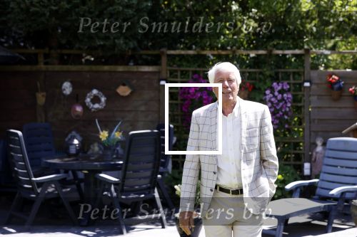 Almere 7 juni 2021
Klaas Wilting thuis in zijn tuin.