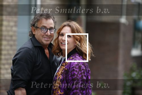 Huizen 26 mei 2021 
Marco en leontien Borsato arriveren bij het huis van Leontien nadat ze terug zijn gekomen van een liefdesvakantie naar ibiza.