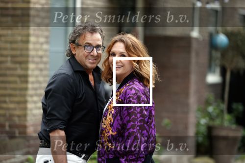 Huizen 26 mei 2021 
Marco en leontien Borsato arriveren bij het huis van Leontien nadat ze terug zijn gekomen van een liefdesvakantie naar ibiza.