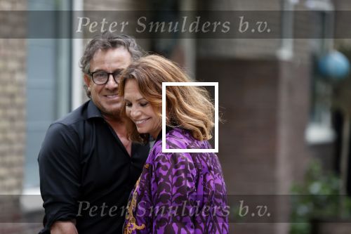 Huizen 26 mei 2021 
Marco en leontien Borsato arriveren bij het huis van Leontien nadat ze terug zijn gekomen van een liefdesvakantie naar ibiza.