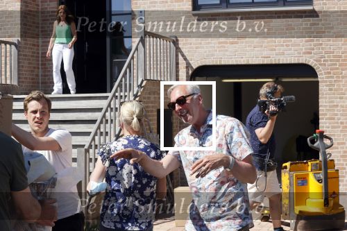 Noordwijk 31 mei en 1 juni 2021
Het nieuwe huis van Martien en Erica Meiland. Ze verhuizen vanuit Hengelo naar Noordwijk.
Aanwezig Martien Meiland Erica Meiland Maxime Meiland met dochter Claire en partner Leroy Molkenboer Montana Meiland met vrien Dirk Hoogstraten. Ook broer Jaap meiland en zijn vrouw Evelien helpen mee.