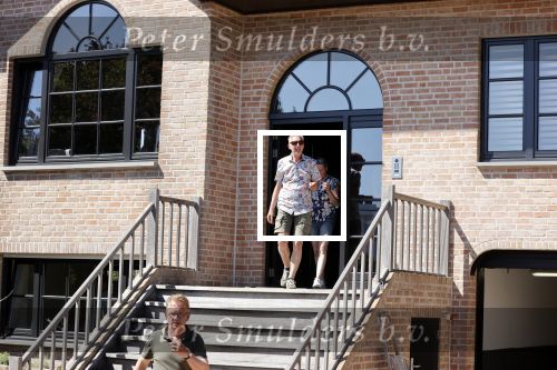 Noordwijk 31 mei en 1 juni 2021
Het nieuwe huis van Martien en Erica Meiland. Ze verhuizen vanuit Hengelo naar Noordwijk.
Aanwezig Martien Meiland Erica Meiland Maxime Meiland met dochter Claire en partner Leroy Molkenboer Montana Meiland met vrien Dirk Hoogstraten. Ook broer Jaap meiland en zijn vrouw Evelien helpen mee.