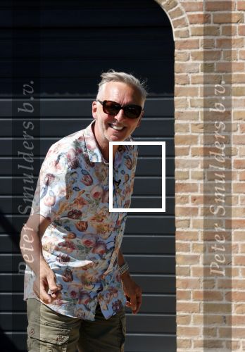 Noordwijk 31 mei en 1 juni 2021
Het nieuwe huis van Martien en Erica Meiland. Ze verhuizen vanuit Hengelo naar Noordwijk.
Aanwezig Martien Meiland Erica Meiland Maxime Meiland met dochter Claire en partner Leroy Molkenboer Montana Meiland met vrien Dirk Hoogstraten. Ook broer Jaap meiland en zijn vrouw Evelien helpen mee.