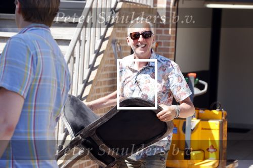 Noordwijk 31 mei en 1 juni 2021
Het nieuwe huis van Martien en Erica Meiland. Ze verhuizen vanuit Hengelo naar Noordwijk.
Aanwezig Martien Meiland Erica Meiland Maxime Meiland met dochter Claire en partner Leroy Molkenboer Montana Meiland met vrien Dirk Hoogstraten. Ook broer Jaap meiland en zijn vrouw Evelien helpen mee.