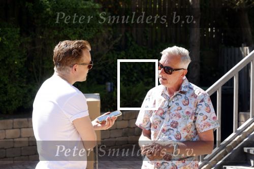 Noordwijk 31 mei en 1 juni 2021
Het nieuwe huis van Martien en Erica Meiland. Ze verhuizen vanuit Hengelo naar Noordwijk.
Aanwezig Martien Meiland Erica Meiland Maxime Meiland met dochter Claire en partner Leroy Molkenboer Montana Meiland met vrien Dirk Hoogstraten. Ook broer Jaap meiland en zijn vrouw Evelien helpen mee. Martien Meiland en Nick Dijkman van story
