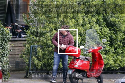 Amsterdam 21 mei 2021
Martijn Krabbe met zijn vrouw Deborah op zijn vespa scooter