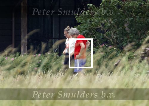 Eefde, 18 Juni 2021
Matthijs v Nieuwkerk met zijn vriendin