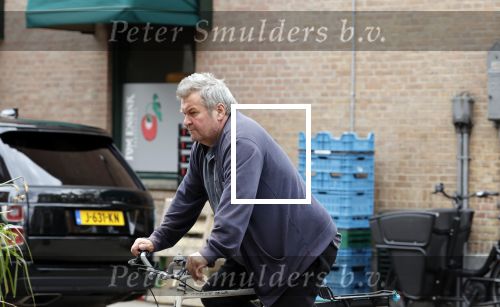 Amsterdam 20 mei 2021
Michiel Romeijn/ Michiel Romeyn  op zijn fiets in Amsterdam zuid