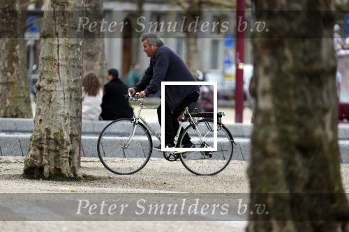 Amsterdam 20 mei 2021
Michiel Romeijn/ Michiel Romeyn  op zijn fiets in Amsterdam zuid