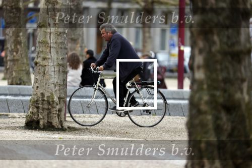 Amsterdam 20 mei 2021
Michiel Romeijn/ Michiel Romeyn  op zijn fiets in Amsterdam zuid