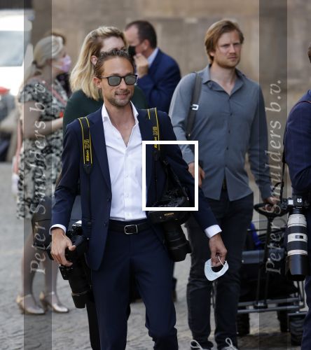 Amsterdam 4 juni 2021
Prins Bernhard Cultuur prijzen in paleis op de dam .
Pers is aanwezig . OA Robin Utrecht Mischa Schoenmaker en Patrick v Katwijk