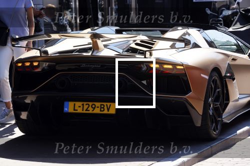 Amsterdam 9 juni 2021
Mobicepp in zijn gouden Lamborghini