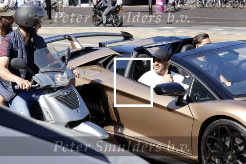 Amsterdam 9 juni 2021
Mobicepp in zijn gouden Lamborghini