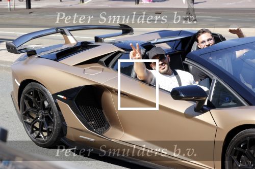 Amsterdam 9 juni 2021
Mobicepp in zijn gouden Lamborghini