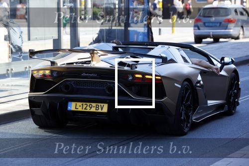 Amsterdam 9 juni 2021
Mobicepp in zijn gouden Lamborghini