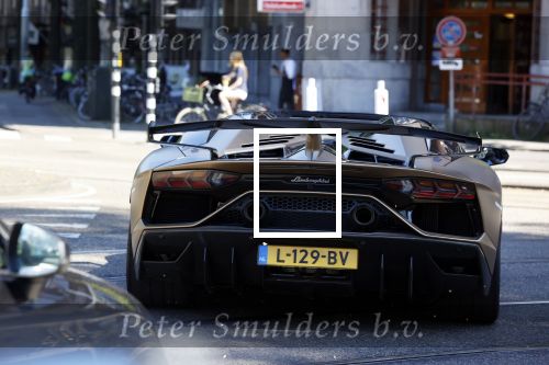 Amsterdam 9 juni 2021
Mobicepp in zijn gouden Lamborghini