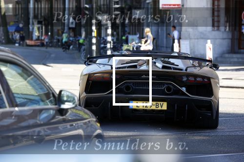 Amsterdam 9 juni 2021
Mobicepp in zijn gouden Lamborghini