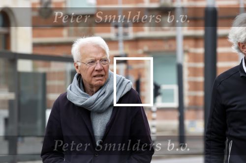 Amsterdam 26 mei 2021
Paul Witteman met .... wandelend door Amsterdam zuid.