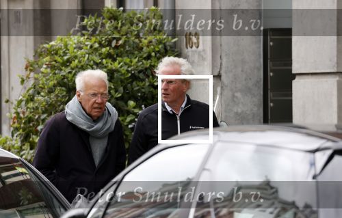 Amsterdam 26 mei 2021
Paul Witteman met .... wandelend door Amsterdam zuid.