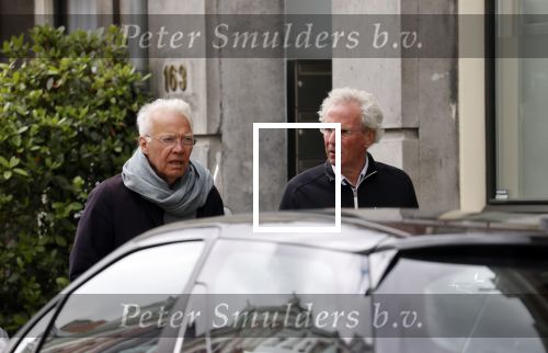 Amsterdam 26 mei 2021
Paul Witteman met .... wandelend door Amsterdam zuid.