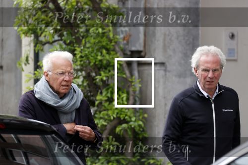 Amsterdam 26 mei 2021
Paul Witteman met .... wandelend door Amsterdam zuid.
