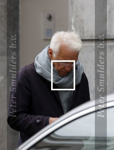 Amsterdam 26 mei 2021
Paul Witteman met .... wandelend door Amsterdam zuid.
