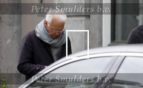 Amsterdam 26 mei 2021
Paul Witteman met .... wandelend door Amsterdam zuid.