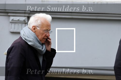 Amsterdam 26 mei 2021
Paul Witteman met .... wandelend door Amsterdam zuid.