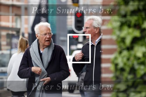 Amsterdam 26 mei 2021
Paul Witteman met .... wandelend door Amsterdam zuid.
