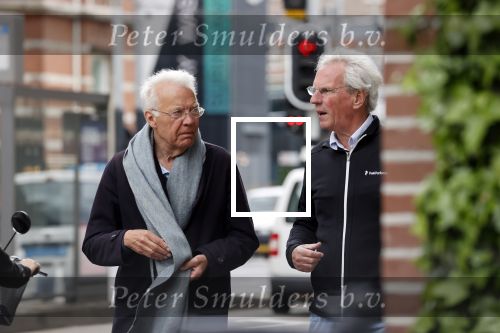 Amsterdam 26 mei 2021
Paul Witteman met .... wandelend door Amsterdam zuid.