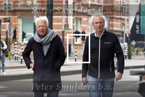 Amsterdam 26 mei 2021
Paul Witteman met .... wandelend door Amsterdam zuid.