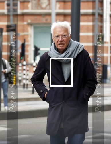 Amsterdam 26 mei 2021
Paul Witteman met .... wandelend door Amsterdam zuid.
