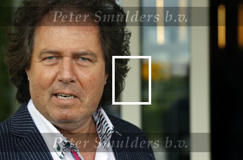 Nijkerk 22 mei 2021
Rene le Blanc overhandigt Johan Vlemmix award voor uitbrengen 175 cd \'s