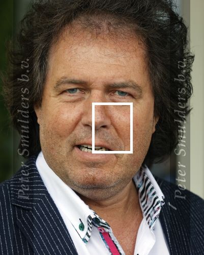 Nijkerk 22 mei 2021
Rene le Blanc overhandigt Johan Vlemmix award voor uitbrengen 175 cd \'s