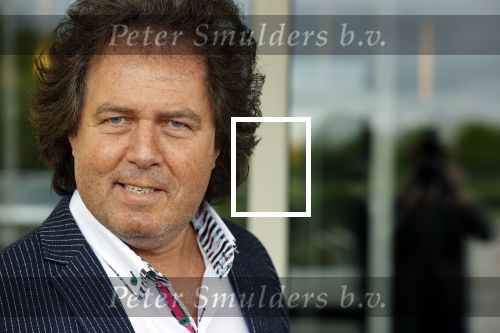 Nijkerk 22 mei 2021
Rene le Blanc overhandigt Johan Vlemmix award voor uitbrengen 175 cd \'s
