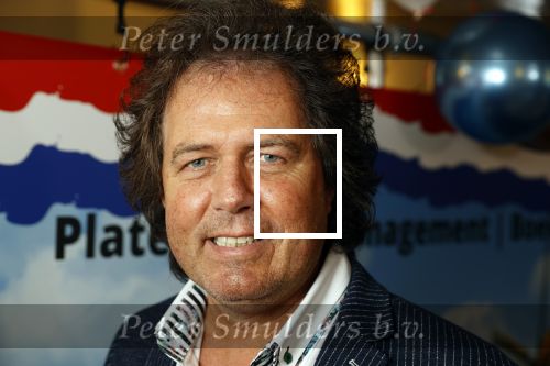 Nijkerk 22 mei 2021
Rene le Blanc overhandigt Johan Vlemmix award voor uitbrengen 175 cd \'s
