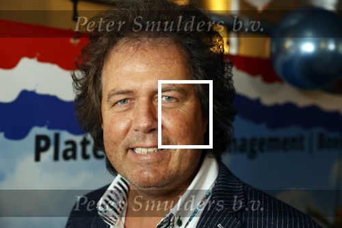Nijkerk 22 mei 2021
Rene le Blanc overhandigt Johan Vlemmix award voor uitbrengen 175 cd \'s